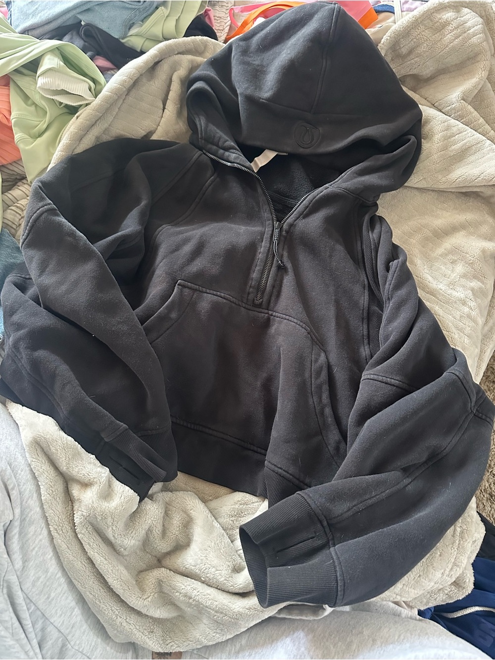 lululemon athletica Black Pullover Hoodie with Subtle Logo